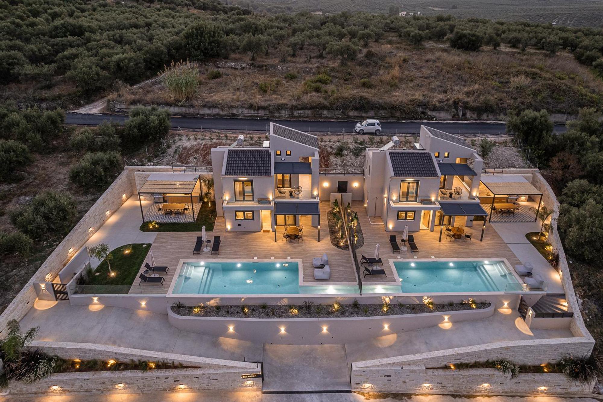 Melanthia Villas Tsivarás Екстериор снимка